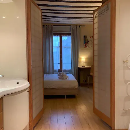 Republique - Reaumur Charming Large Studio Appartamento